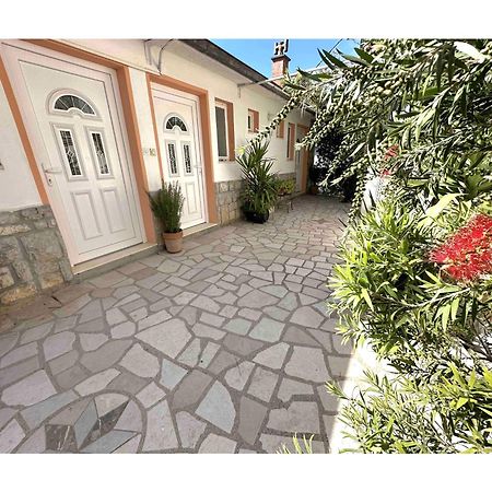 Apartments Okuka Tivat Zewnętrze zdjęcie