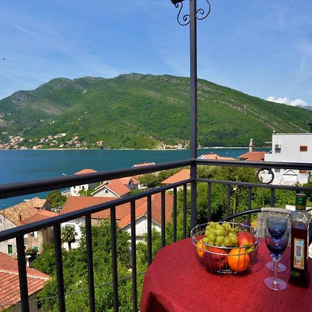 Apartments Okuka Tivat Zewnętrze zdjęcie