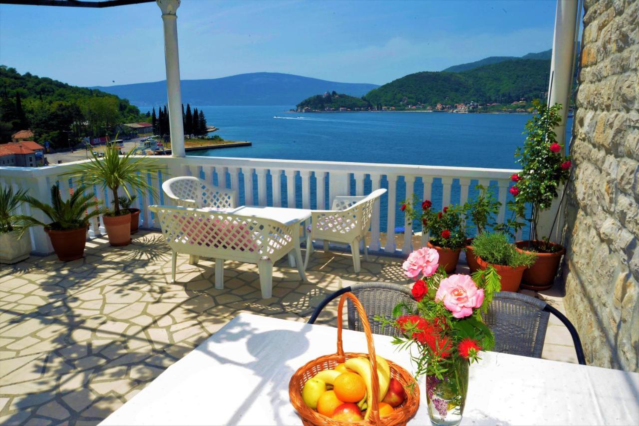 Apartments Okuka Tivat Zewnętrze zdjęcie