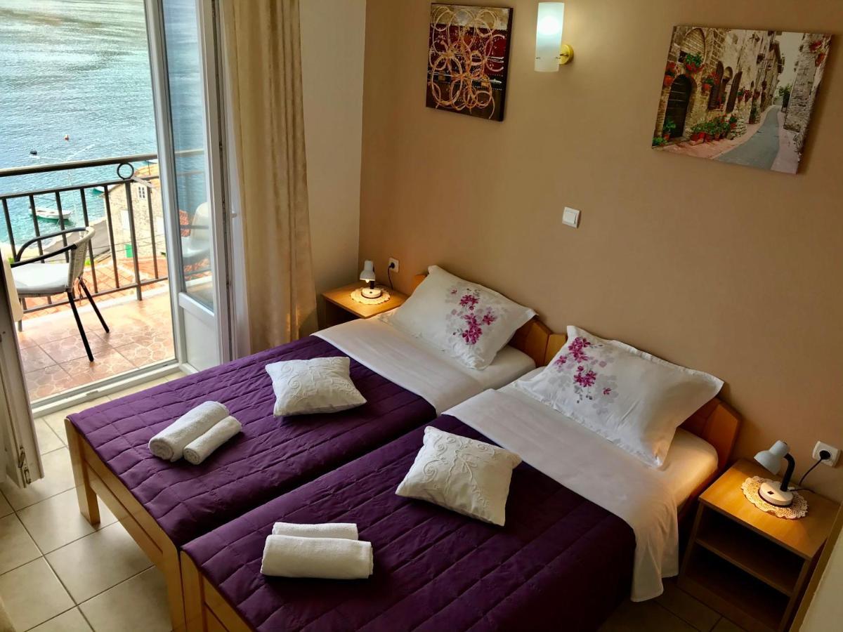 Apartments Okuka Tivat Zewnętrze zdjęcie