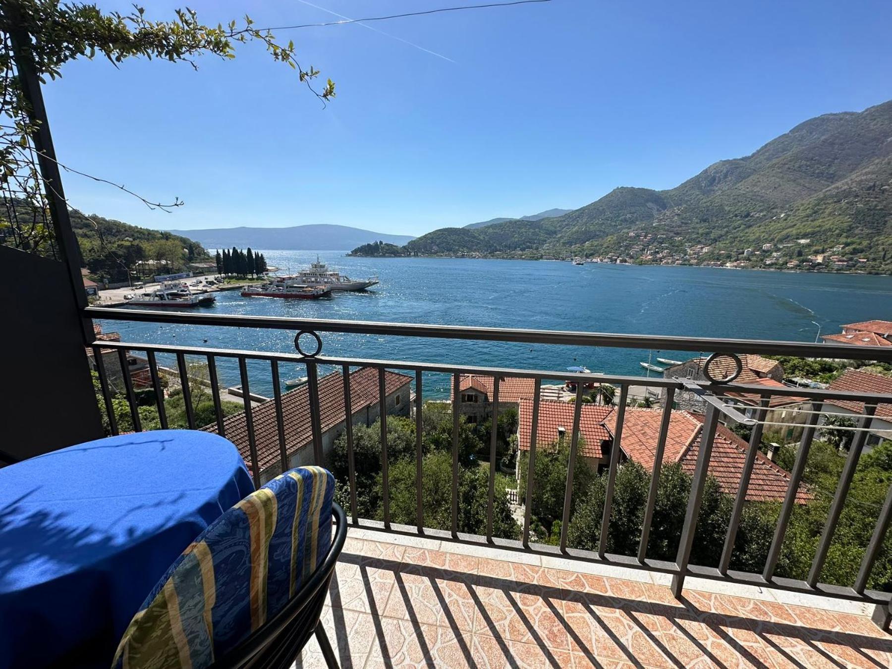 Apartments Okuka Tivat Zewnętrze zdjęcie