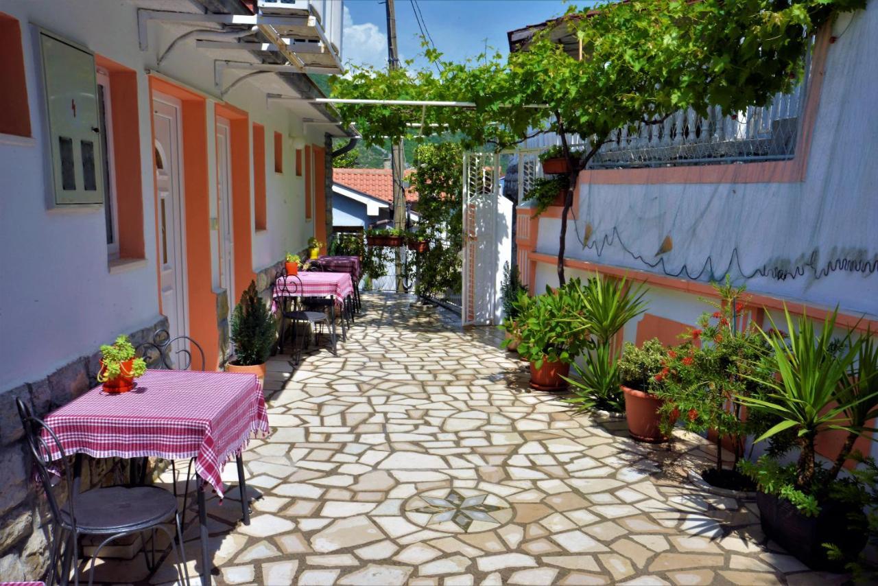 Apartments Okuka Tivat Zewnętrze zdjęcie
